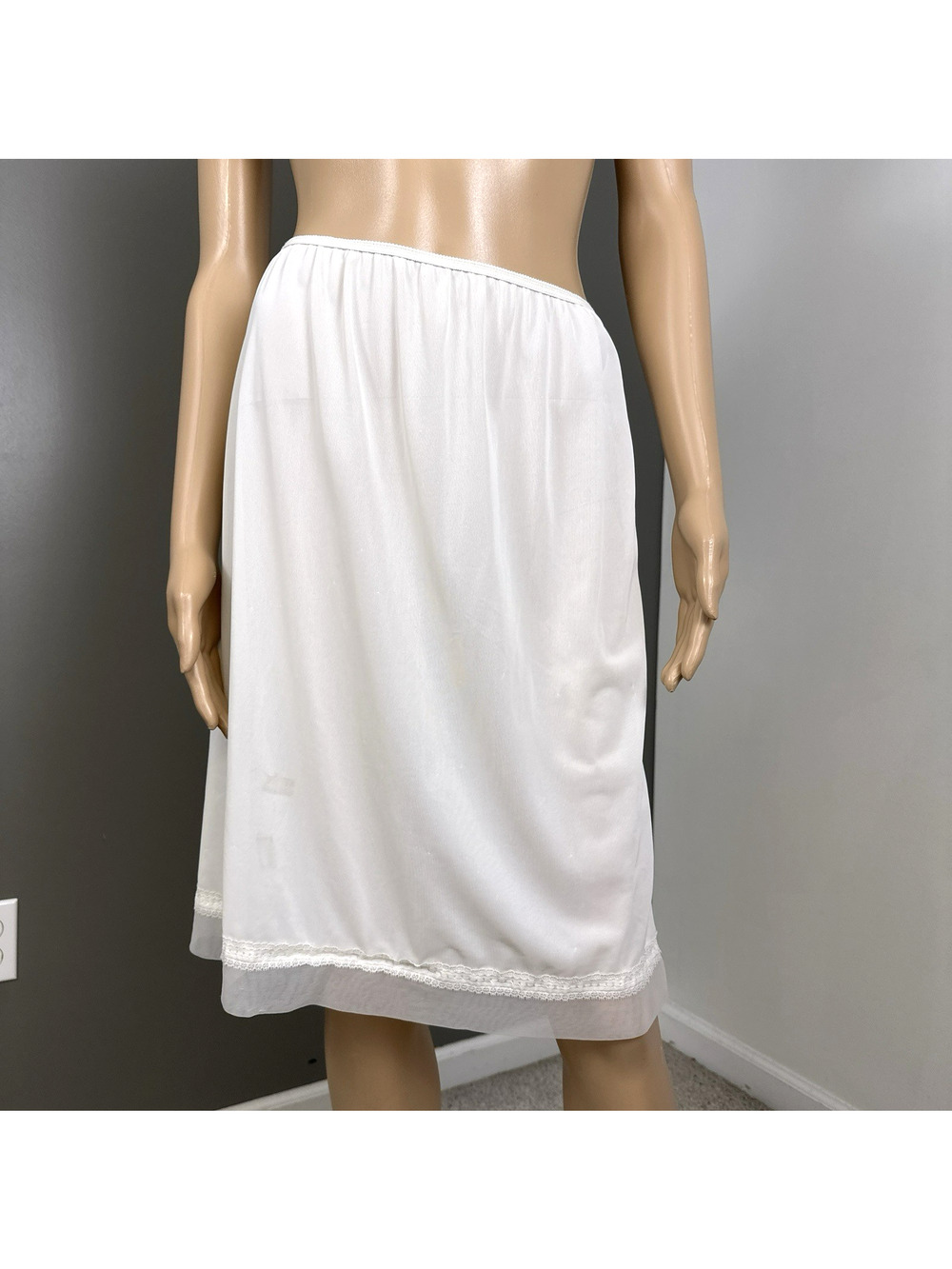 Vintage Berkliff Half Slip Skirt Large Average White Nylon Chiffon Hem USA Made